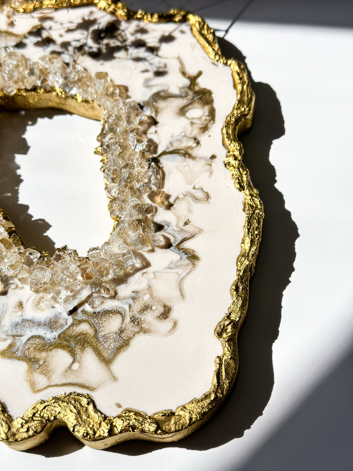 WHITE GOLD GEODE TRAY