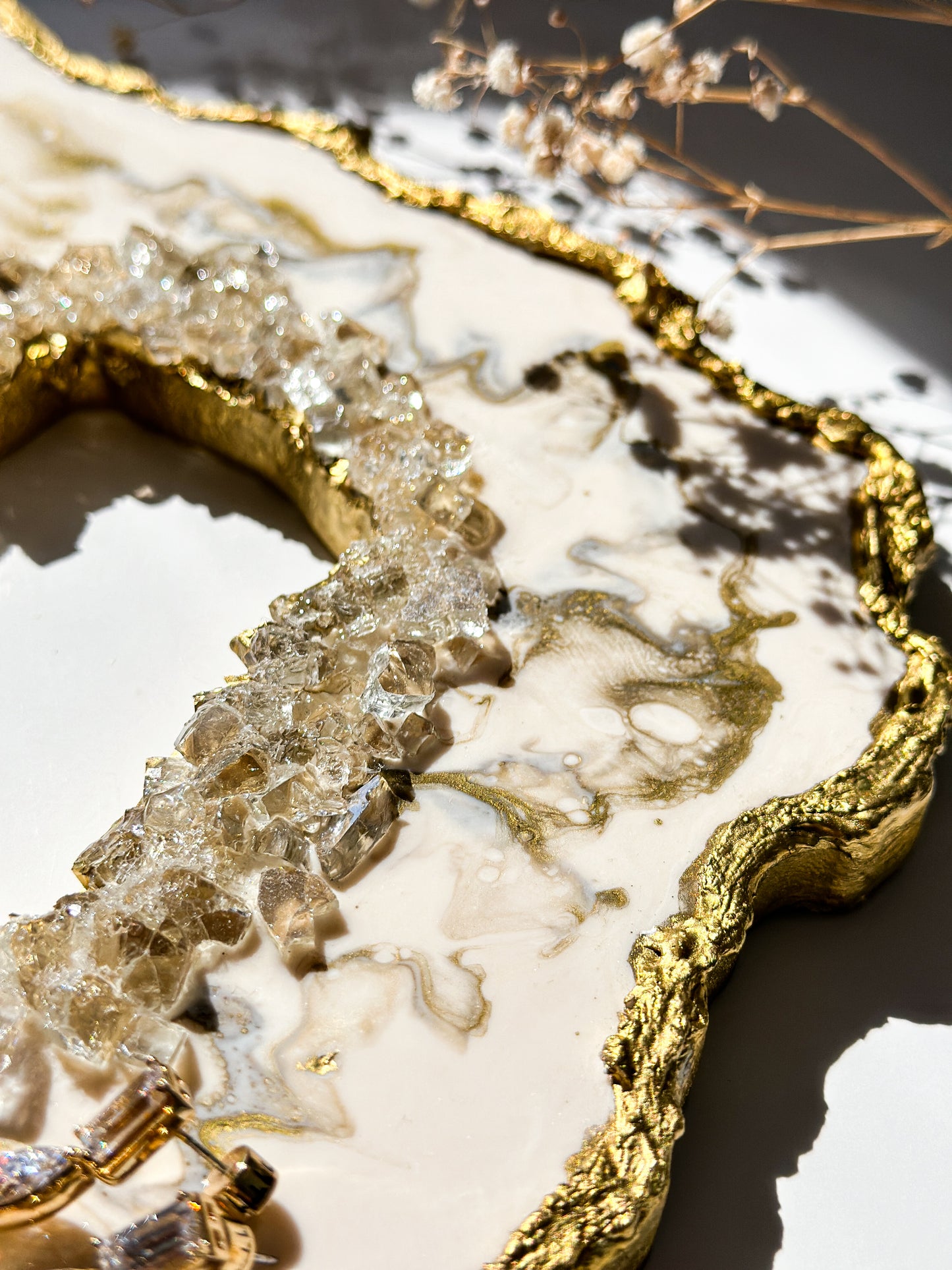 WHITE GOLD GEODE TRAY